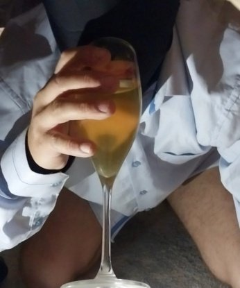 Амбициозная блондинка приглашает в гости щедрого кавалера. Обещаю яркие эмоции и полное удовлетворение. Мои фото 100% реальные. 8732, 35 лет